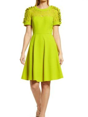 NWT Shani Yellow/Green Floral Applique Fit & Flare Lace Cocktail Dress. Size 8